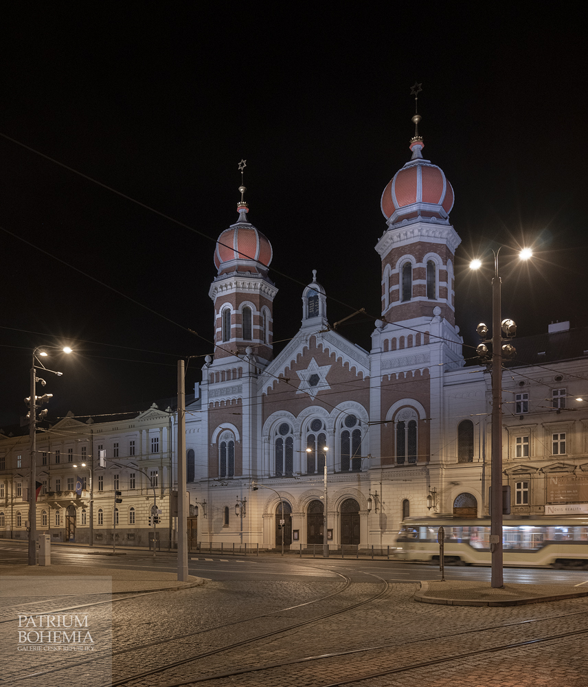 Velká synagoga v Plzni. Sady Pětatřicátníků.